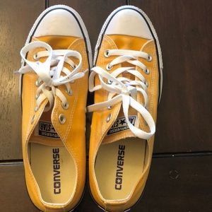 Like new Converse